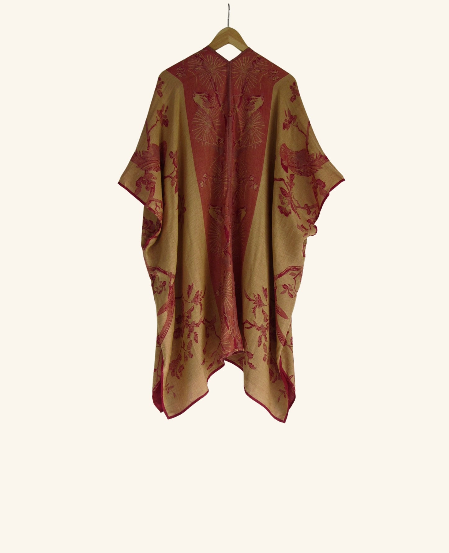 كيمونو ذو وجهين باللونين الوردي الياقوتي و الأصفر
