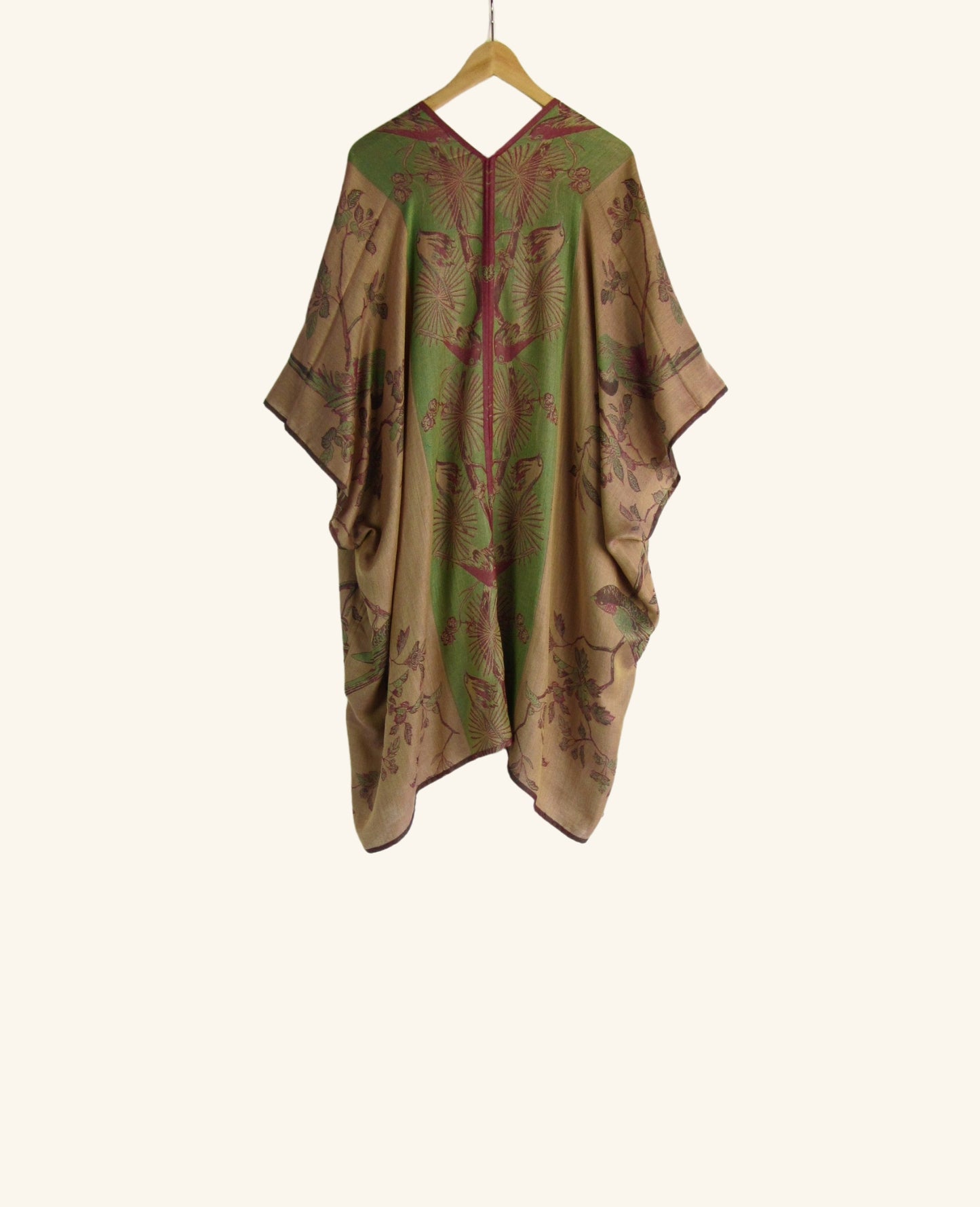 كيمونو ذو وجهين باللونين البنفسجي والوردي